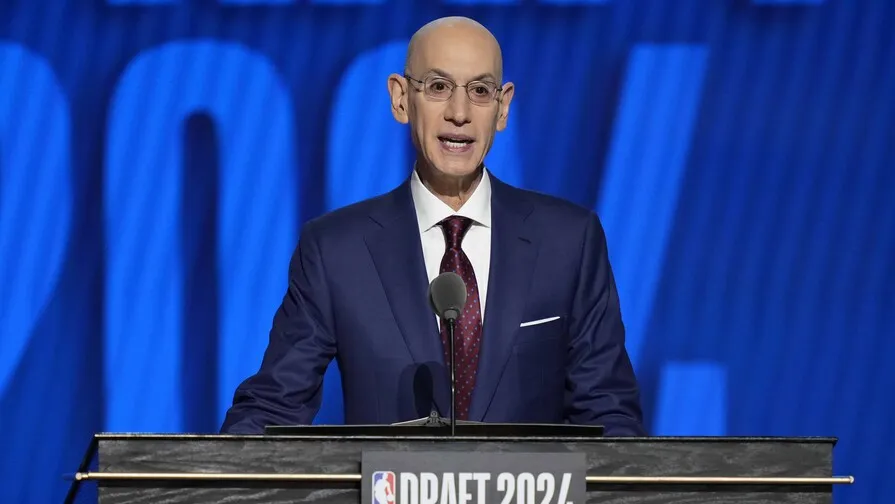 LeBron James retrasa la publicación del calendario de la NBA, revela Adam Silver