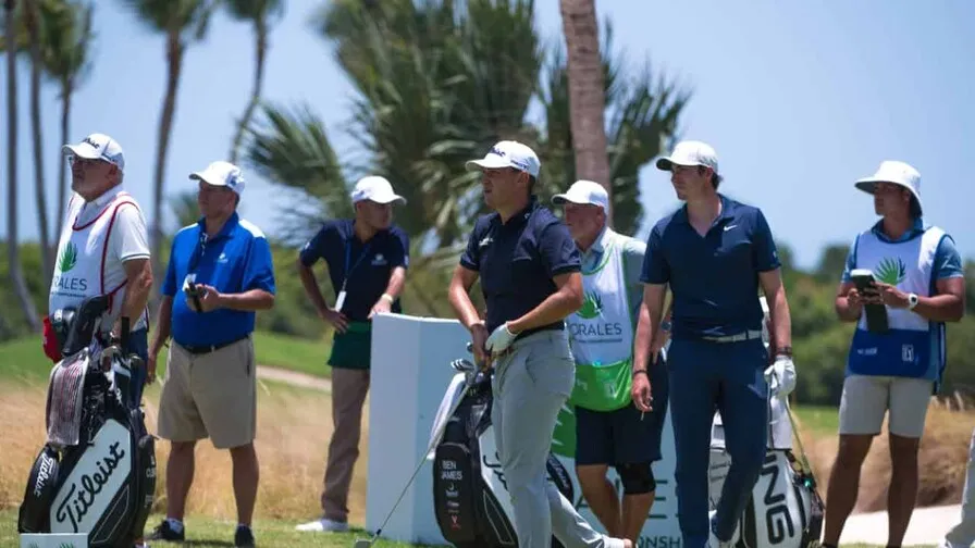 Clements impone un ritmo histórico y acaricia el título del Corales Puntacana Championship