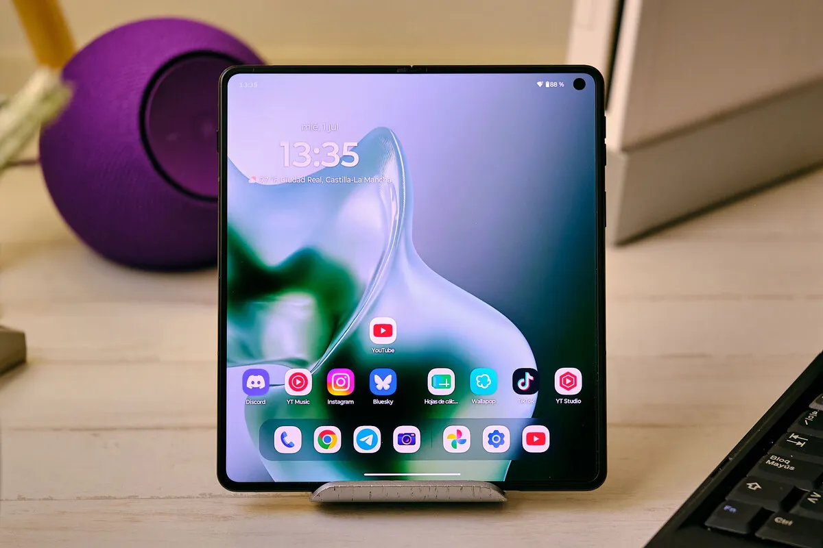 Motorola Razr Fold, análisis: vine porque me encantan los móviles plegables, me quedé por la cámara a la altura de un Ultra