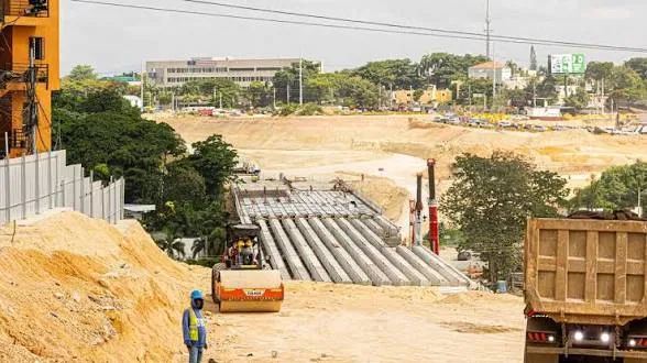 Solo resta un edificio por desalojar para iniciar el túnel de la avenida República de Colombia