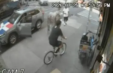 Niño de 12 años, hijo de un policía de Nueva York, muere tras quedar atrapado en tiroteo en El Bronx
