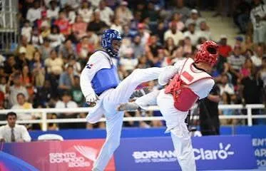 Wilfrido de la Cruz capturó el tercer oro dominicano en taekwondo en los Juegos Centrocaribeños