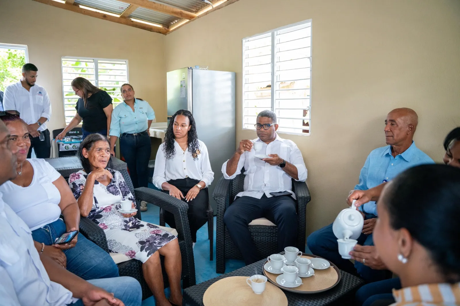 Propeep construye y entrega vivienda digna a doña Olinda de 73 años, en Manoguayabo, que le devuelve tranquilidad y esperanza a toda su familia