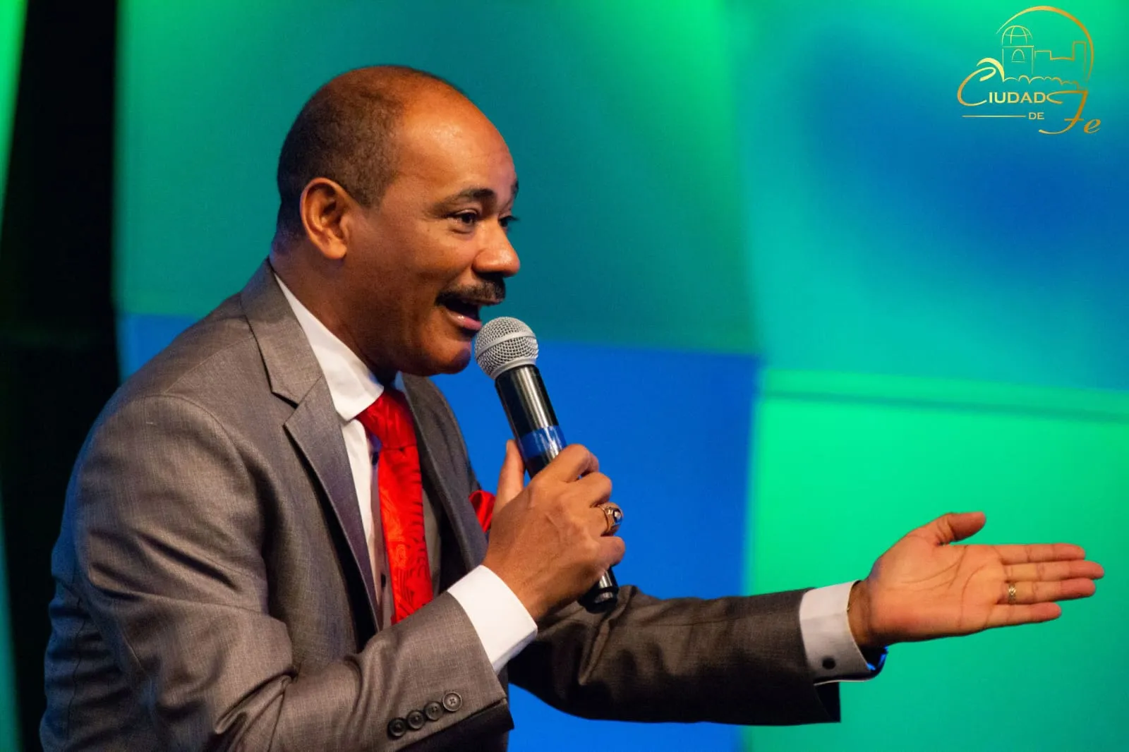 Alianza Evangélica Dominicana pide la presidente la República promulgar el Código Penal en el plazo establecido por la ley 