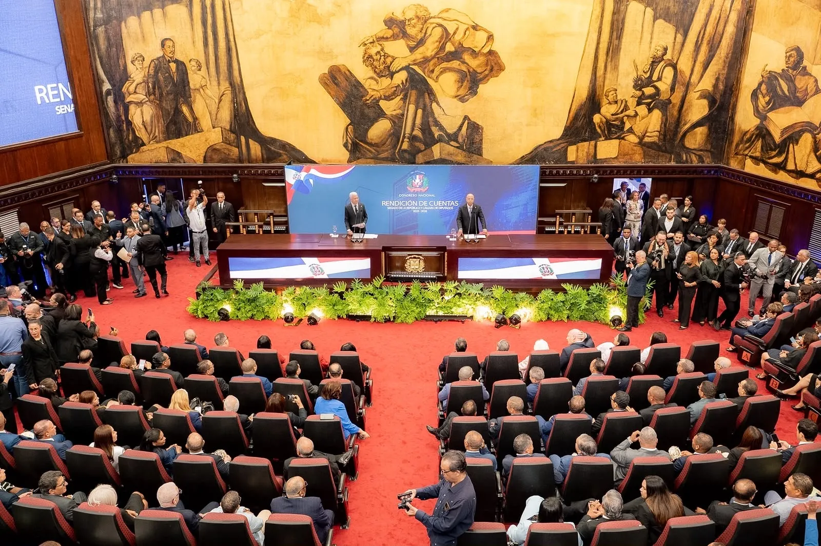 Ricardo de los Santos presenta balance de gestión con 416 iniciativas aprobadas y avances históricos en el Senado