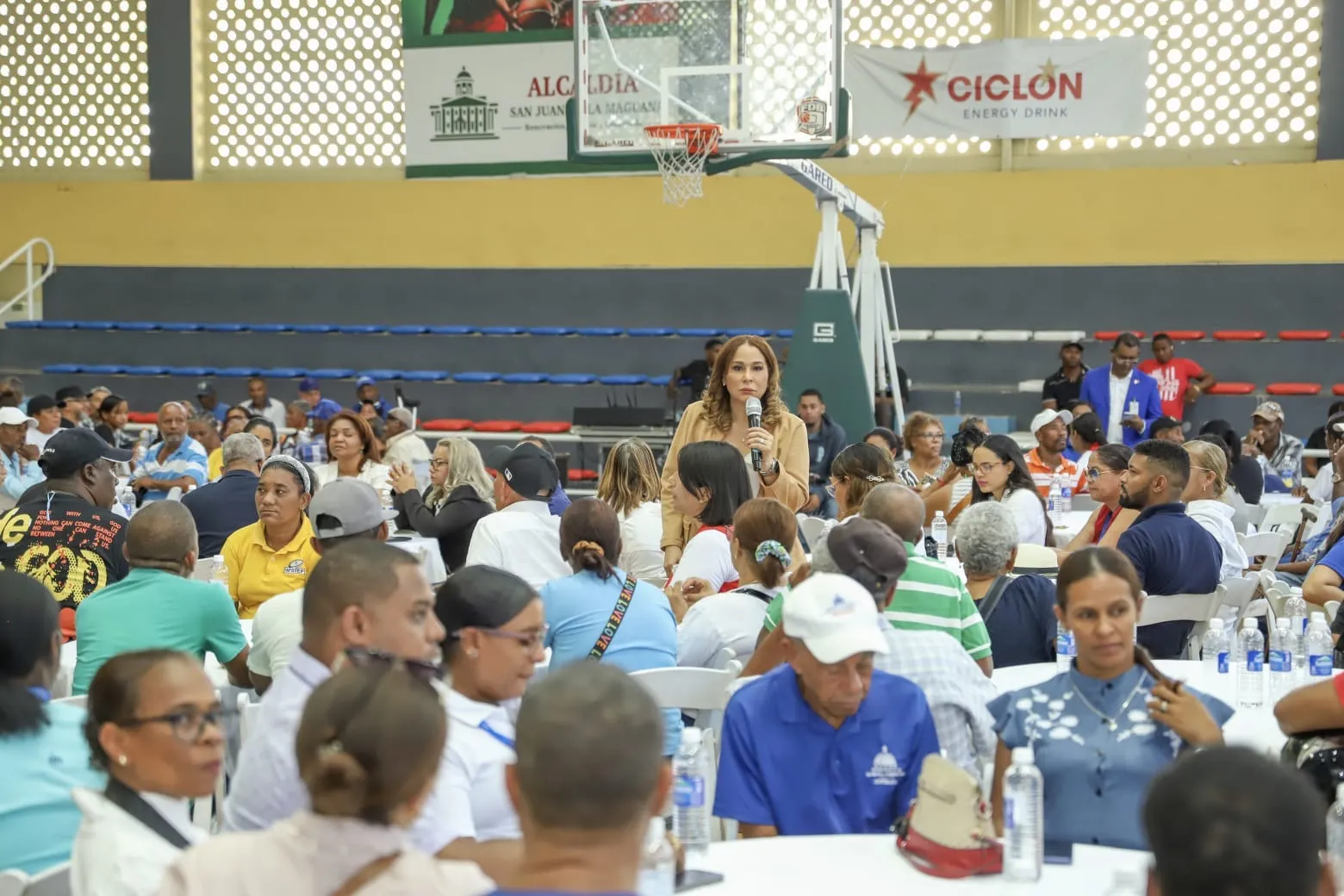 Más de 56 mil familias en San Juan reciben protección social de Supérate