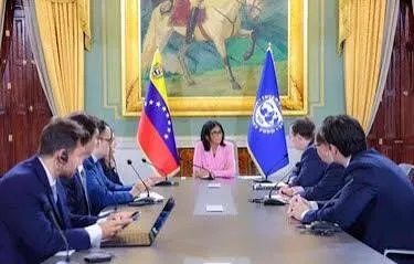 Rodríguez aborda con el FMI el uso de reservas para la recuperación tras los sismos