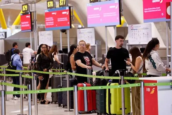 Italia comienza los controles a viajeros procedentes de España tras suspender el Schengen