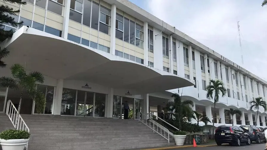Alcalde revela que estafadores lograron transferir RD$3.4 millones del Ayuntamiento de Santiago