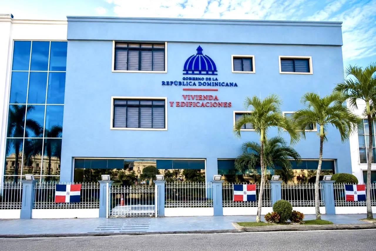 MIVHED rompe récord de gestión con 201 licencias de construcción emitidas en julio; supera en 7 meses licencias de 2025