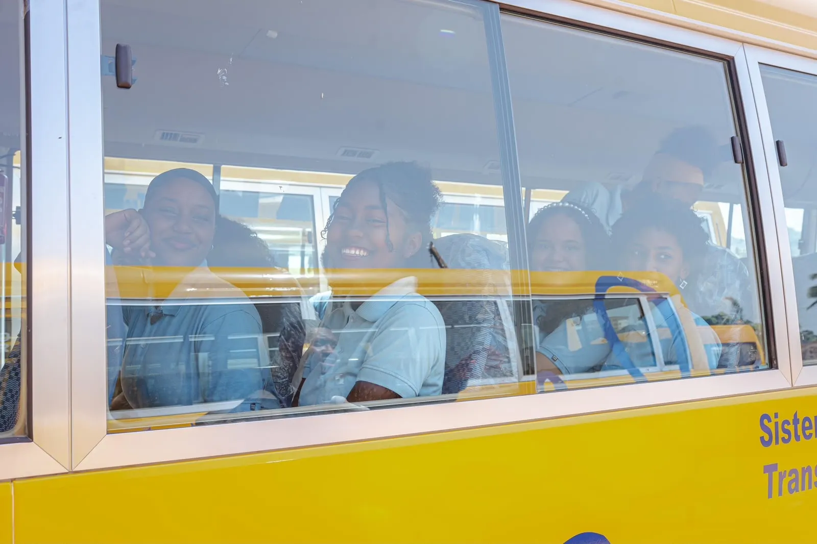 TRAE fortalece distribución de autobuses en todo el país para garantizar transporte escolar de cara al inicio del año lectivo 2026-2027 