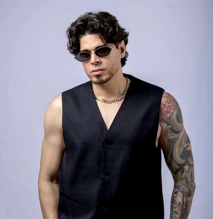 Kamilolf indetenible con tema “No lo beses”