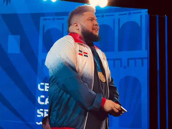 Saúl Mena le da el primer oro a RD en eSports