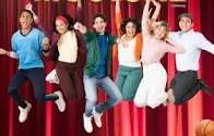 Casi 100 jóvenes dominicanos dan nueva vida a "High School Musical"