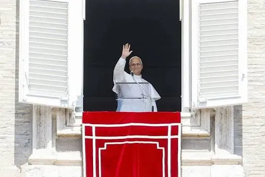 El papa urge a Ucrania y Rusia a que detengan los ataques a objetivos civiles