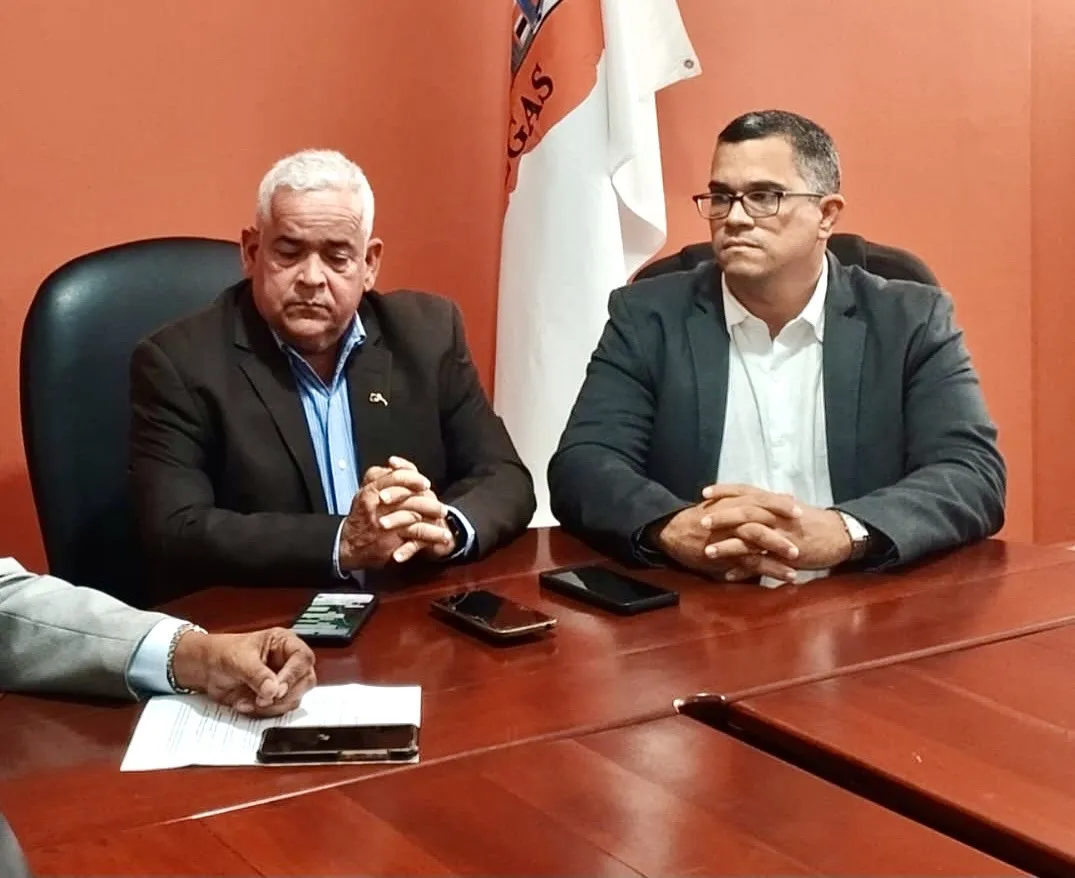 Anadegas dice descuido en la Dgii provoca grandes problemas en estaciones de combustibles 
