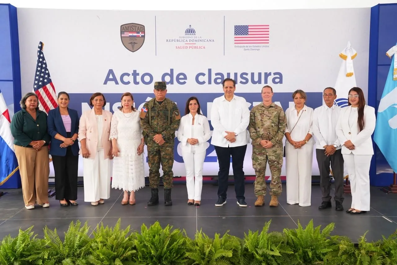 Ministerio de Salud y Comando Sur de los EE. UU. llevan servicios médicos gratuitos a 1,900 personas de La Vega