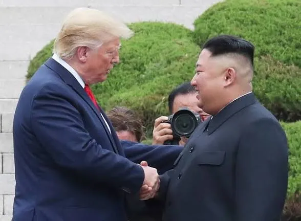Trump presiona para celebrar una nueva cumbre con Kim Jong-un este otoño, según el WSJ