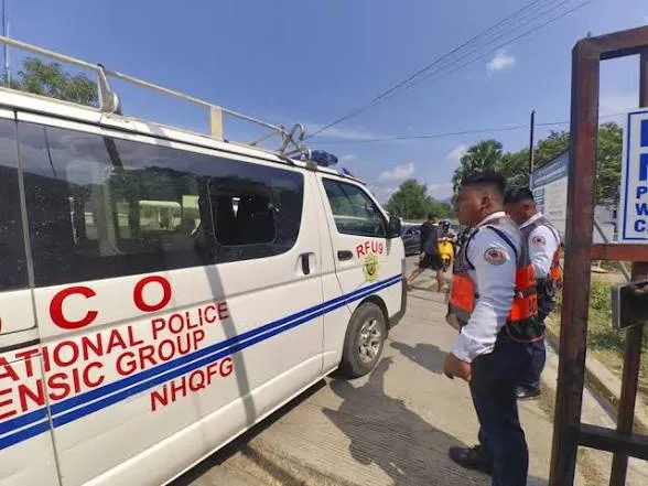 Un adolescente mata a tiros a otro en un instituto filipino y lo retransmite en Facebook
