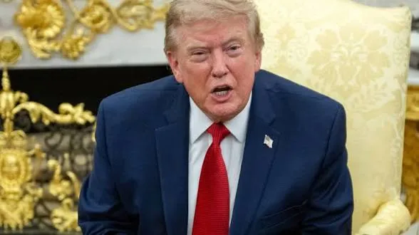 Trump anuncia una "guerra económica" contra Irán, que la tacha de "política fracasada"