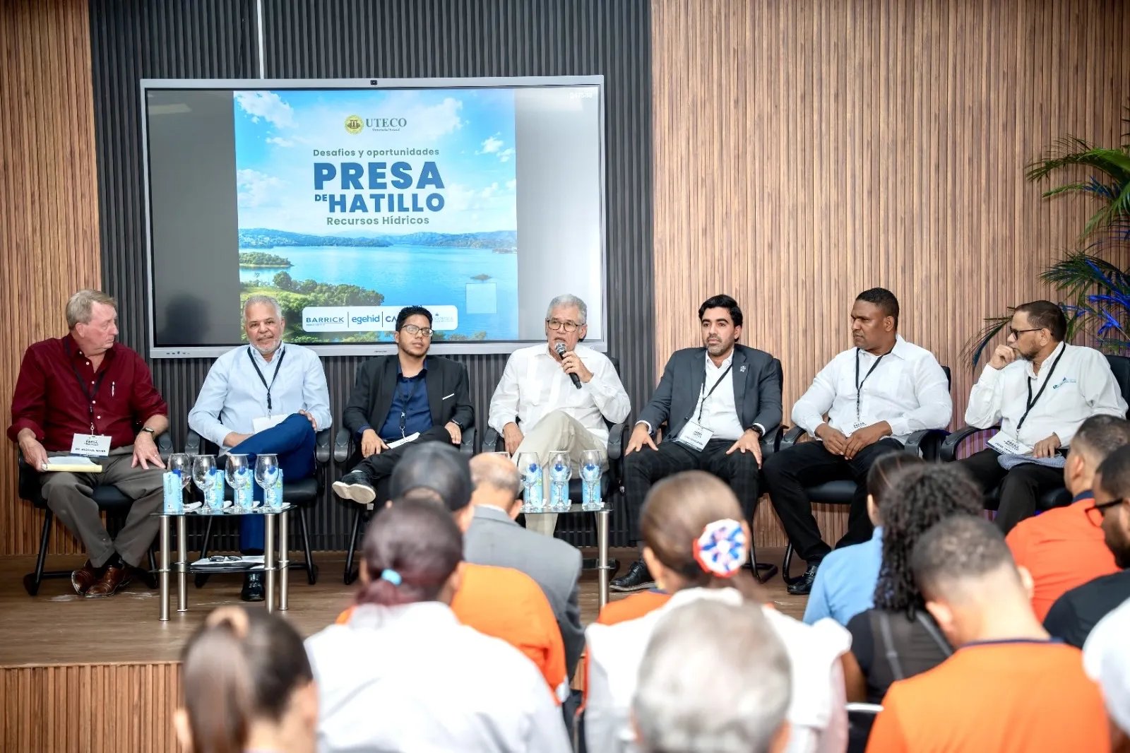 UTECO propicia panel de expertos multisectorial sobre los “Desafíos y Oportunidades en la Gestión del Recurso Hídrico en la Presa de Hatillo”