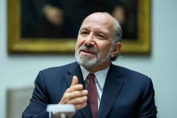 Secretario Comercio de Trump pide renovar Centro Kennedy porque está en estado "peligroso"
