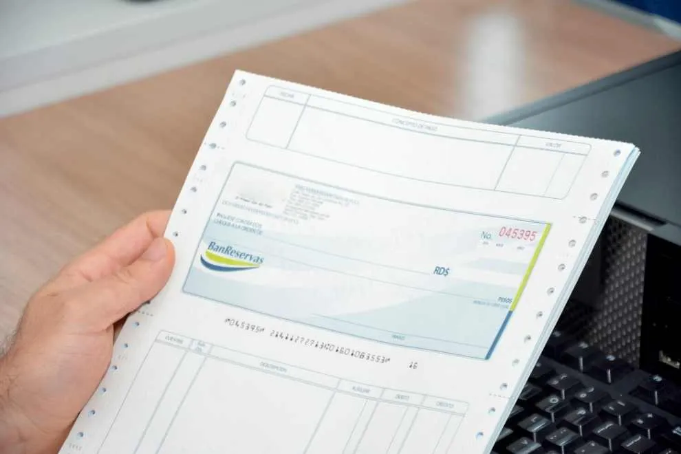 ¿Se resisten los cheques al avance de la tecnología en la banca?
