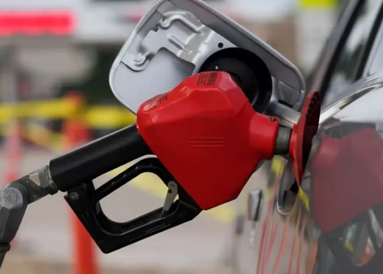 Impuesto de RD$2.00 por galón de gasolina y gasoil crece 14.8% en enero-junio