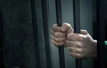 Dictan prisión preventiva a hombre acusado de agredir sexualmente a cuatro menores en Barahona