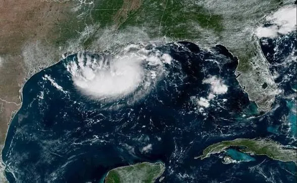 La tormenta Edouard se fortalece rumbo a Texas y Luisiana; puede tomar fuerza de huracán