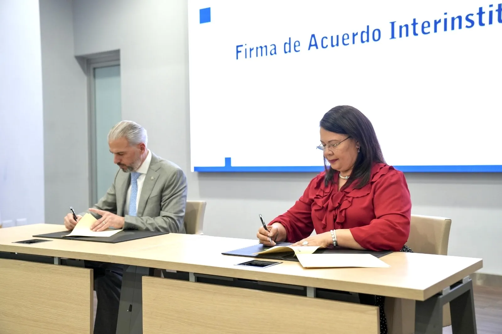 INFOTEP y PROMICHES acuerdan formar talento humano para impulsar desarrollo turístico de Miches