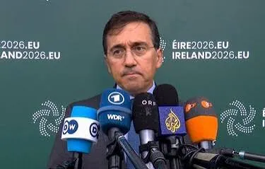 Albares insiste en responsabilidad de redes rusas en crisis de Ceuta pese a informe de UE