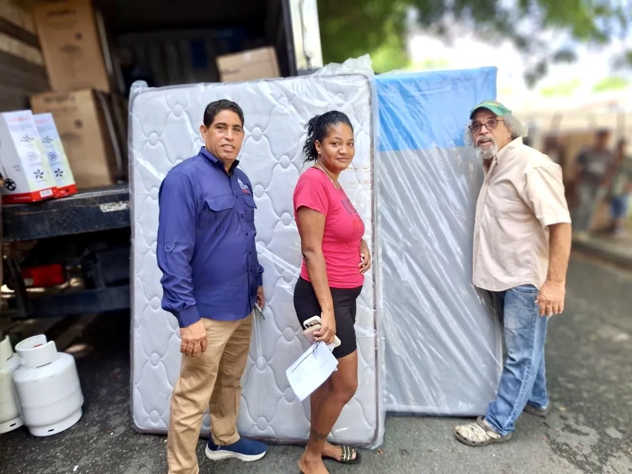 Gobierno lleva asistencia integral a más de 200 familias vulnerables en la provincia de La Vega a través de DASAC