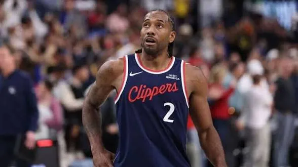 Kawhi «no tenía conocimiento» de la evasión del límite salarial, enfocado en su regreso a Toronto