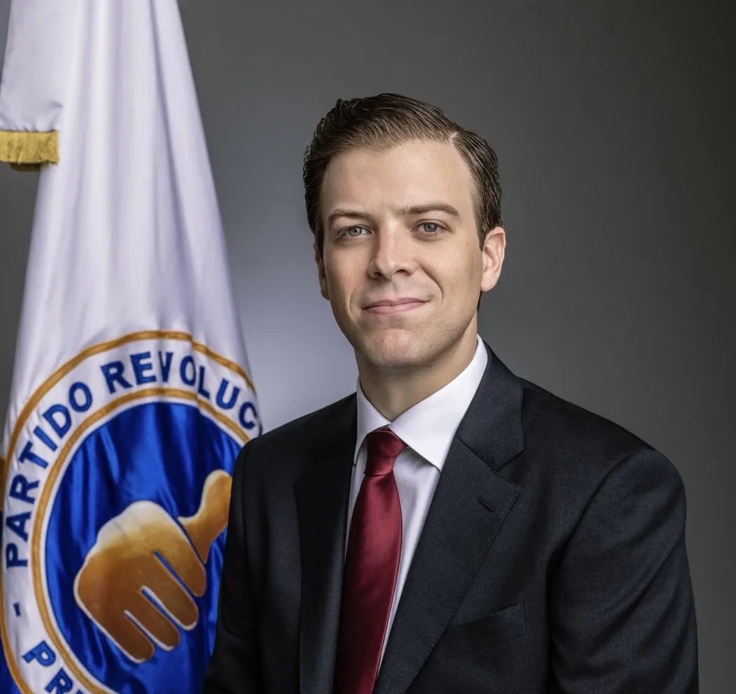 Juan Garrigó deja sus funciones gubernamentales y se concentra en fortalecer las estructuras del PRM