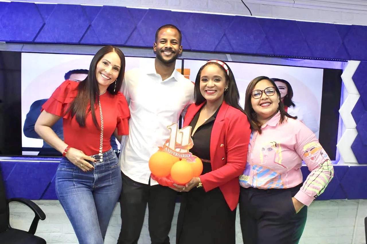 Conecta2 con Ana Inoa celebra 11 años ininterrumpidos con panel sobre consentimiento, pareja y responsabilidad social