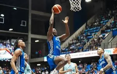 El seguro de la FIBA protege el contrato del lesionado jugador Ángel Delgado