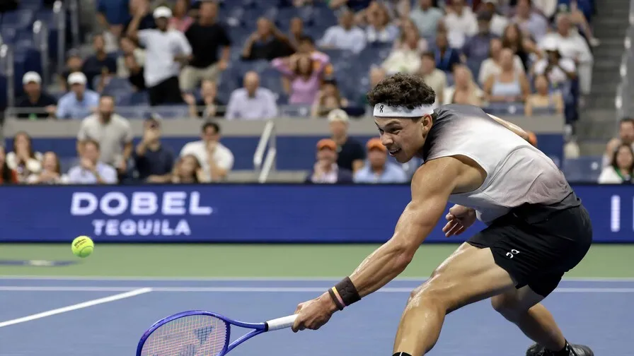Ben Shelton vence a Frances Tiafoe y avanza a su primera final de Grand Slam en el US Open