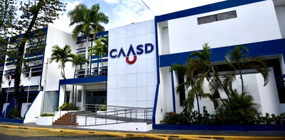 CAASD garantiza agua potable en 25 sectores de Santo Domingo Este; ETED reprograma trabajos
