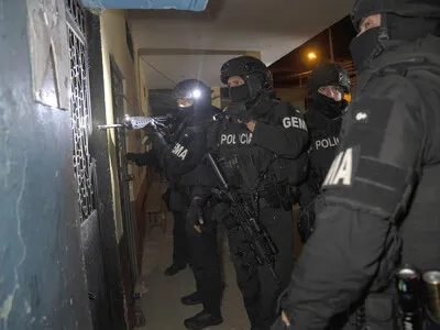 Ecuador inicia tercer periodo de toques de queda nocturnos en 4 provincias por violencia