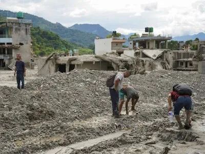 Nepal añade mil nuevos desaparecidos para un total de 6,000 a tres semanas de la riada