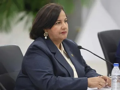 Autoridades venezolanas detienen a opositor en pleno diálogo político