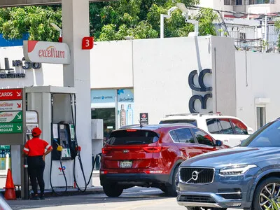 Los principales combustibles suben hasta RD$9.00; gasolina premium costará RD$350
