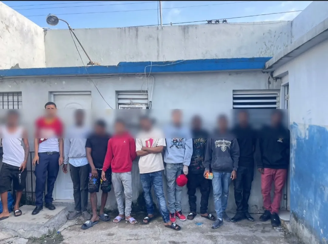 Se encuentran bajo custodia policial e investigación ocho presuntos integrantes de la banda delictiva “Los 5.5” en Haina