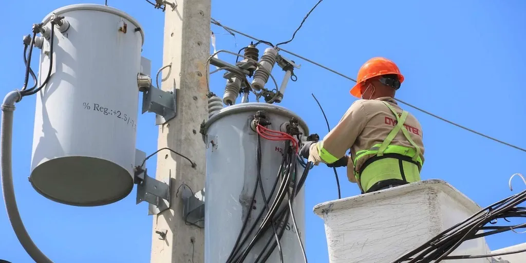 Edesur inicia extenso operativo de sustitución de transformadores de distribución en 10 demarcaciones