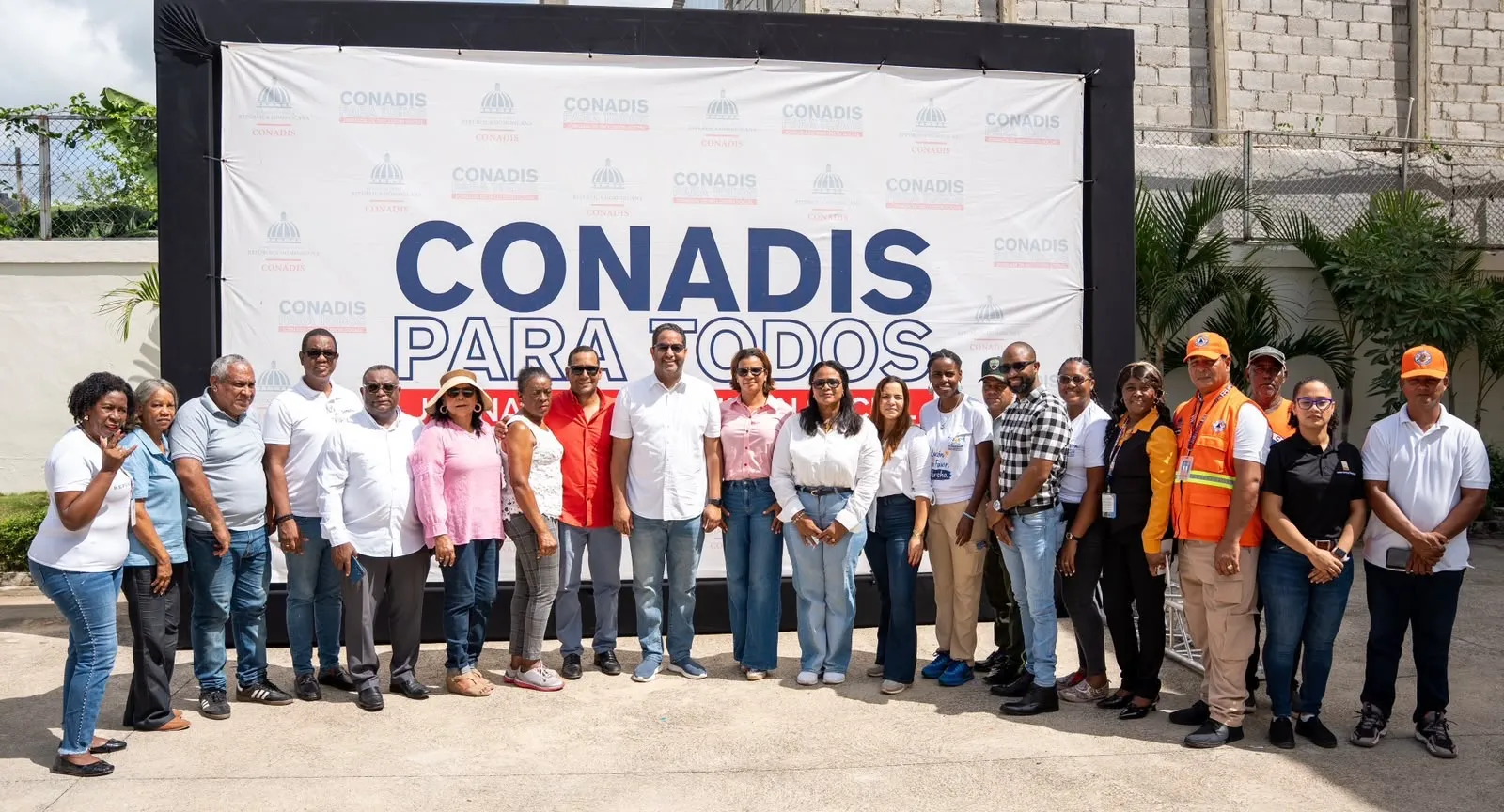 CONADIS beneficia a cientos de personas con discapacidad y sus familias durante la jornada “CONADIS para Todos” en Monte Plata