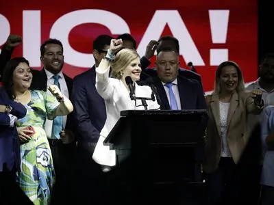 El narcotráfico y el crimen organizado centrarán la reunión de Fernández y De la Espriella