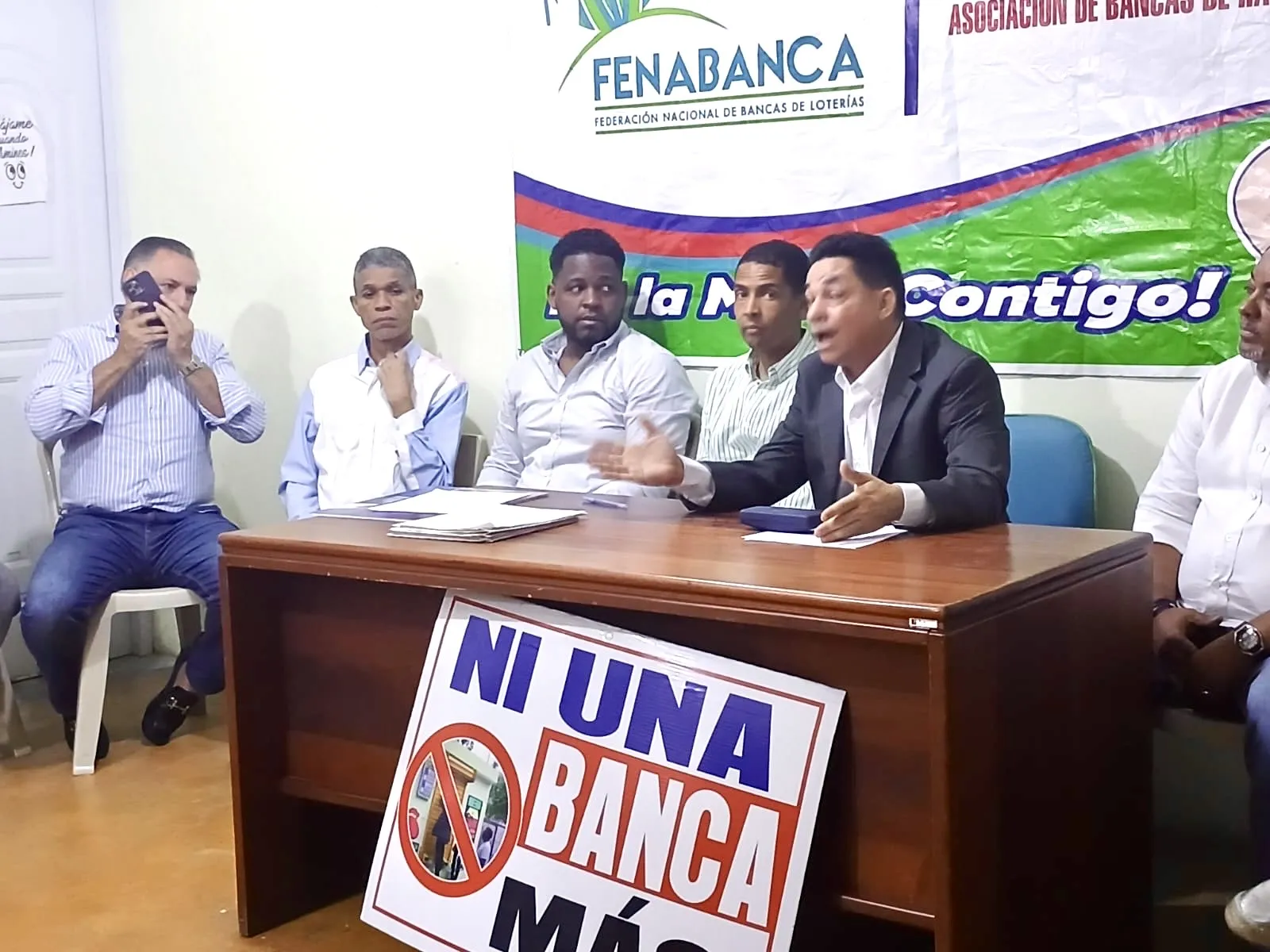 Asociación de Bancas de Haina denuncia proliferación indiscriminada de bancas y competencia desleal