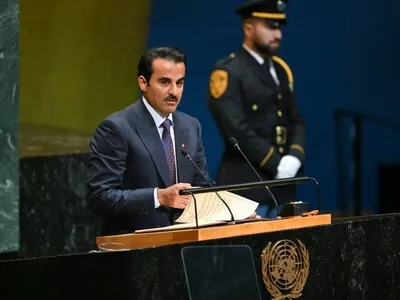 Emir de Catar pide un sistema de seguridad colectiva para evitar guerras en Oriente Medio