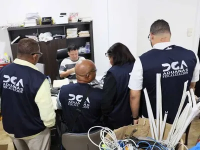 Aduanas determina más de RD$66 millones en diferencias de impuestos a comercios chinos
